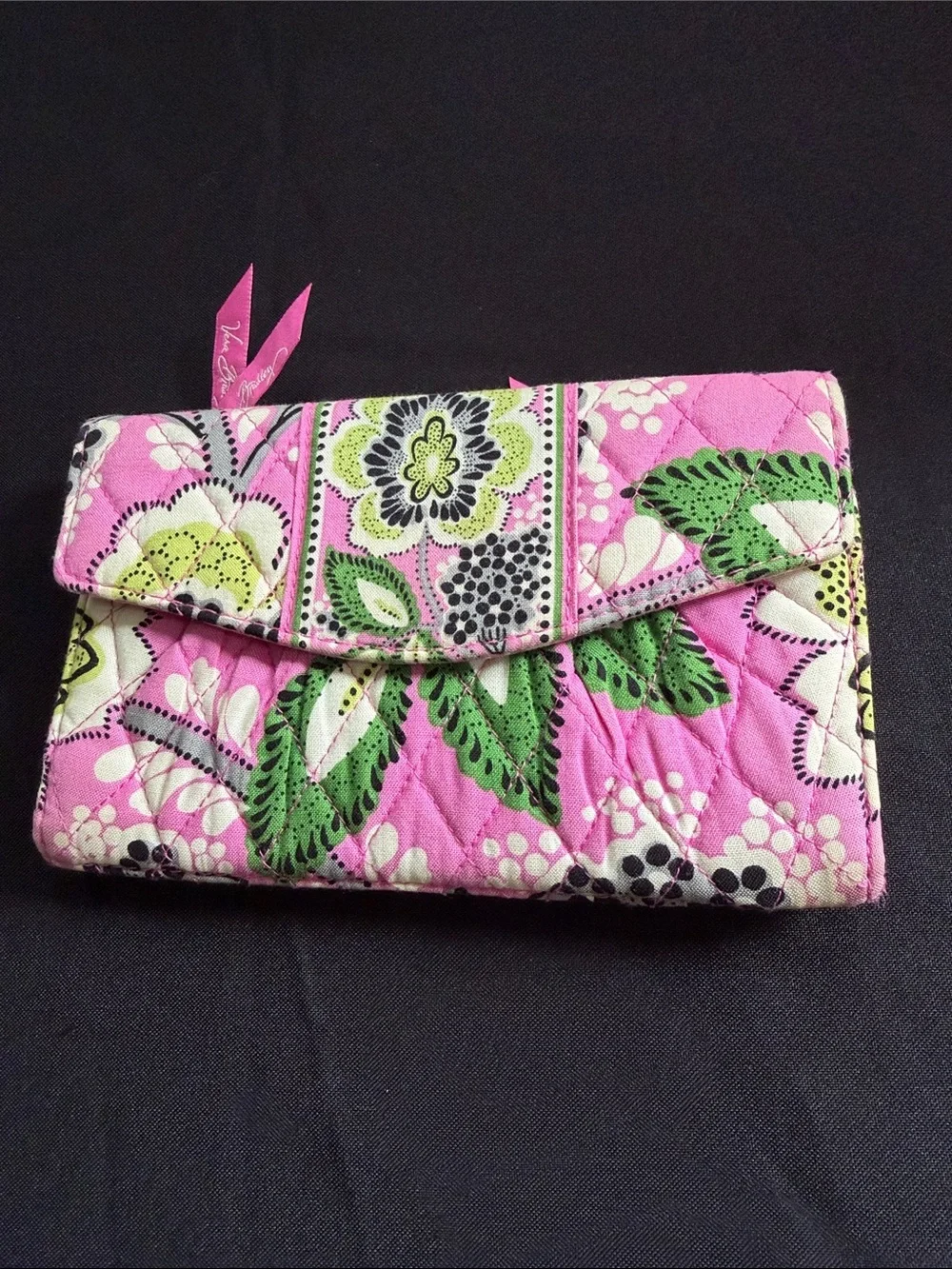 Vera Bradley Pink Green Floral Quilted Wallet - Picture 2 of 10